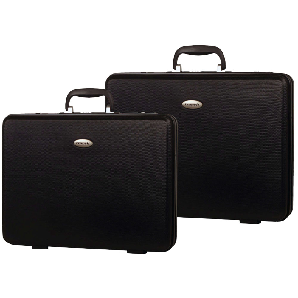 Attachés